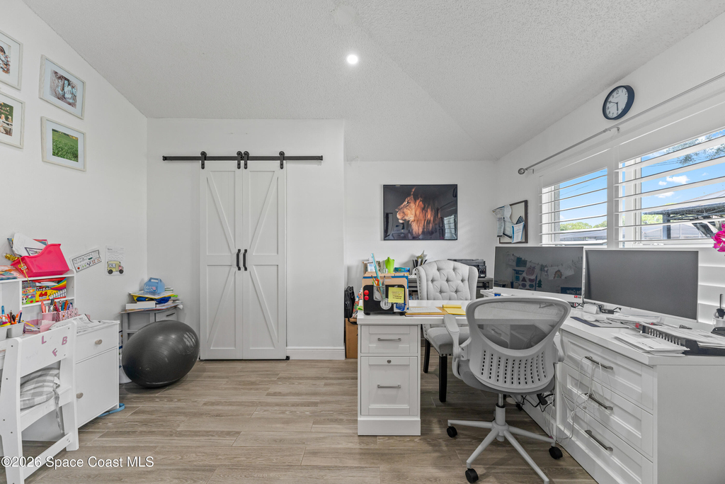 395 Galley Street Se - Photo 14