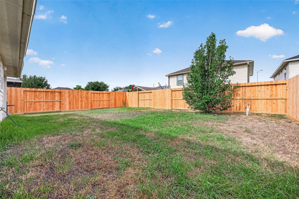 6551 Holly Cove Lane - Photo 28