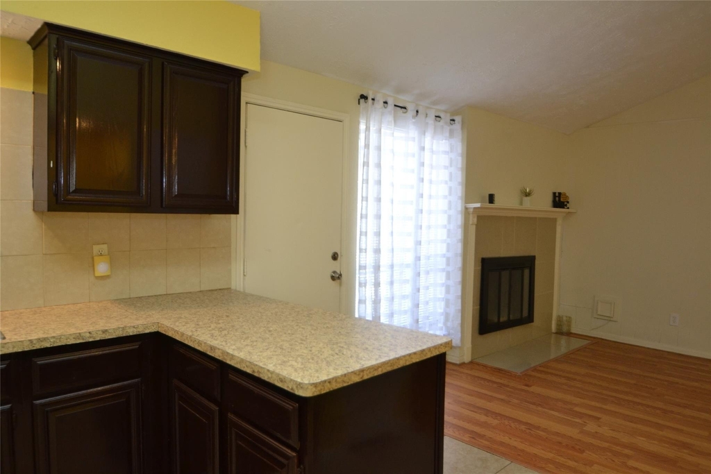 7014 Dickson Way - Photo 31