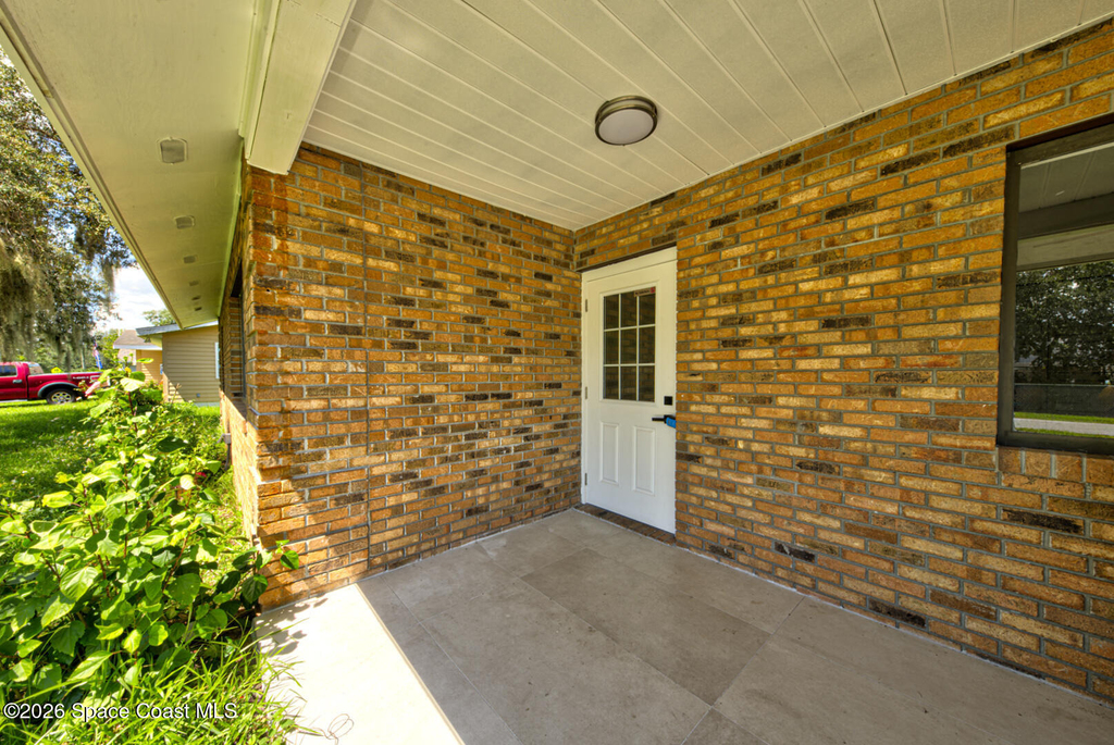 4580 Flood Street - Photo 2