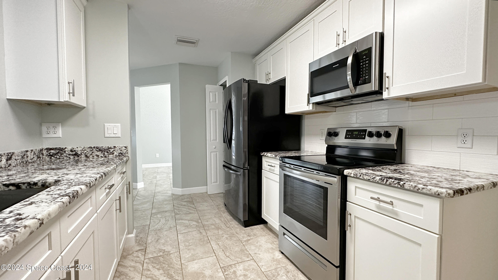 925 Osprey Lane - Photo 5