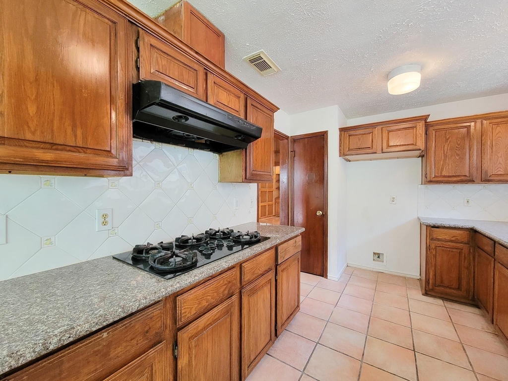 2030 Creek Valley Lane - Photo 21