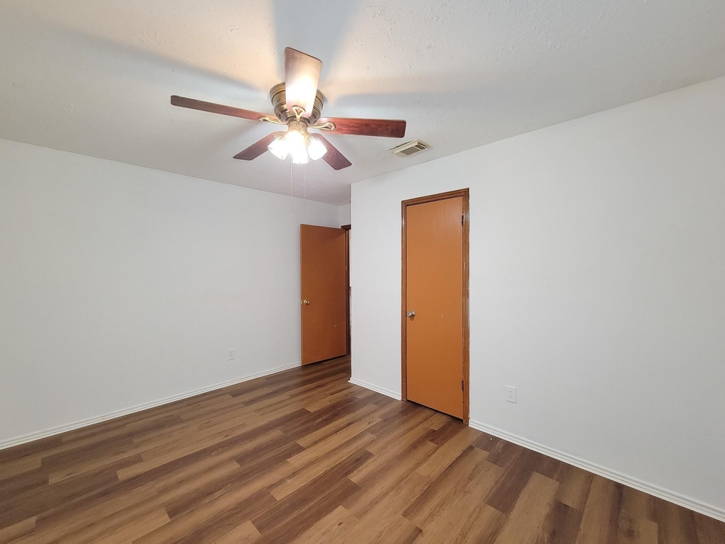 2030 Creek Valley Lane - Photo 38