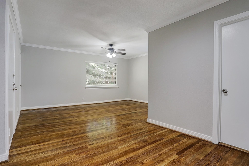 2316 Hazard Street - Photo 3