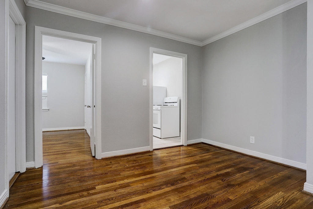 2316 Hazard Street - Photo 7