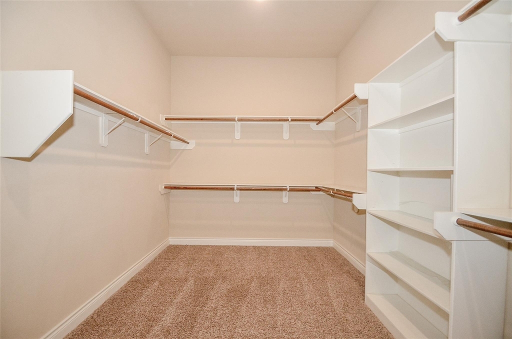 3922 Birdsall Falls Lane - Photo 29