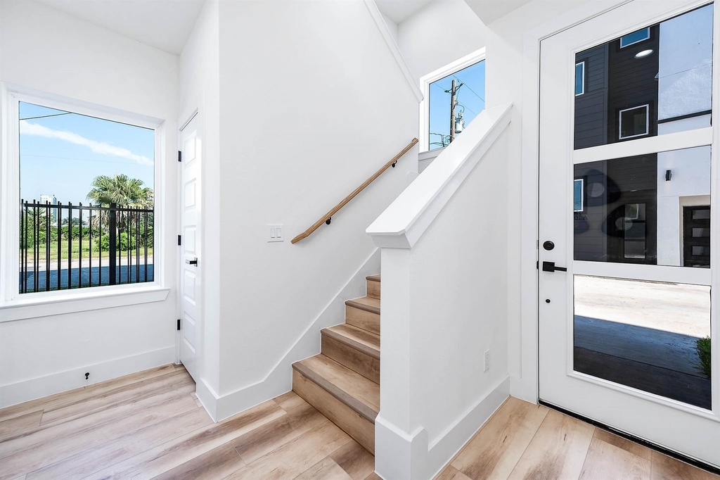 3209 St Emanuel Street - Photo 6