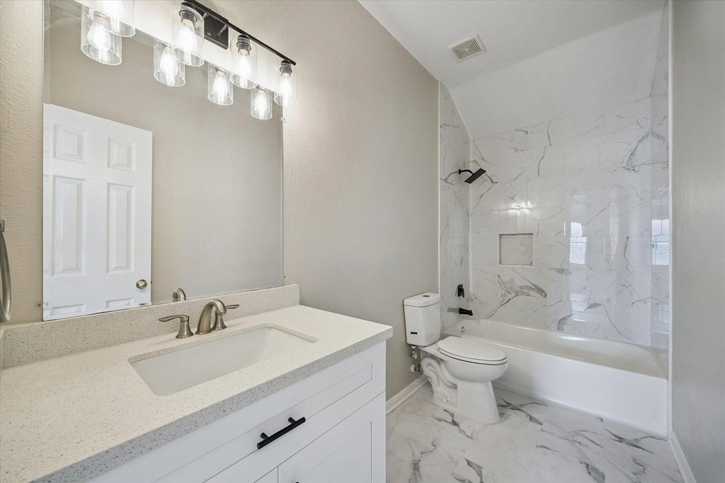 2218 Winding Hollow Drive - Photo 18