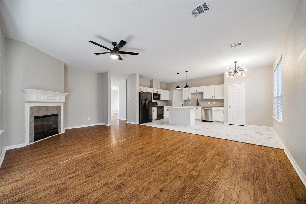 2218 Winding Hollow Drive - Photo 6