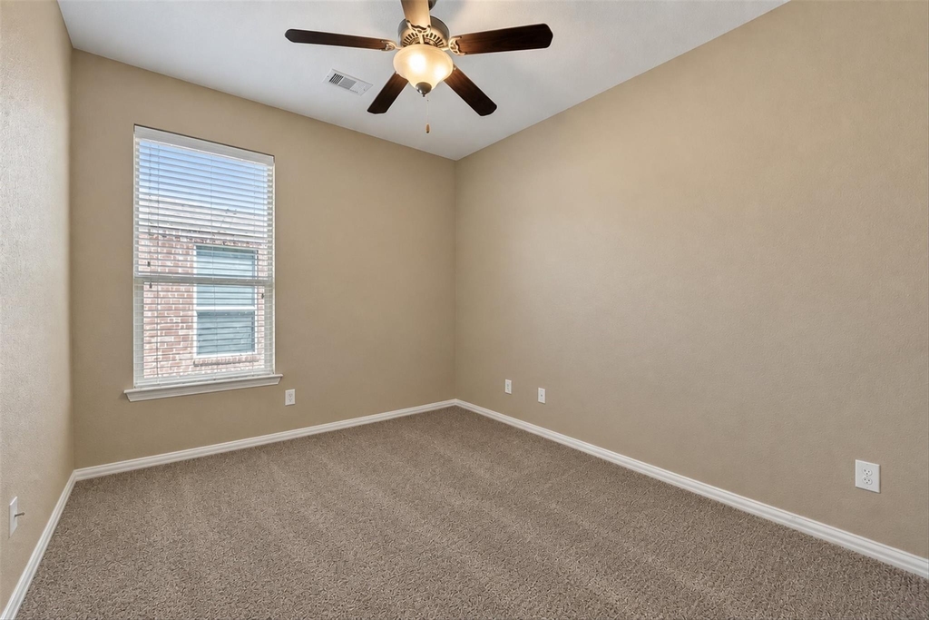 42 Black Swan Court - Photo 38