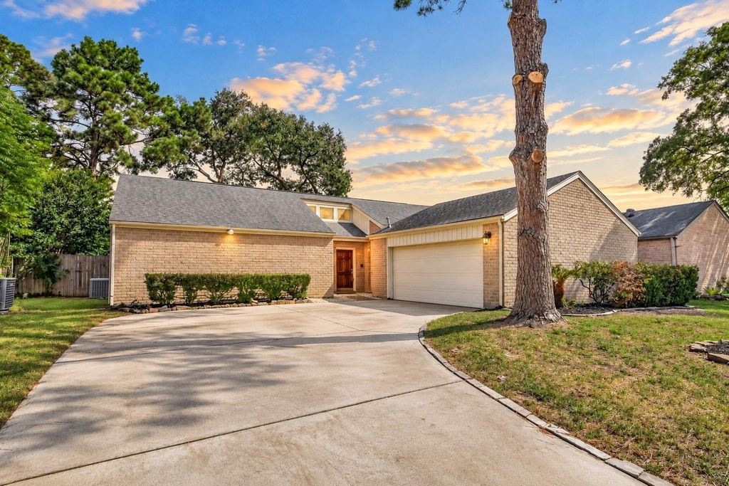 15926 Herongate Drive - Photo 33