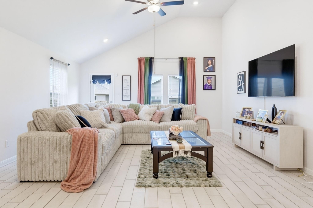 316 Windstar Road - Photo 10