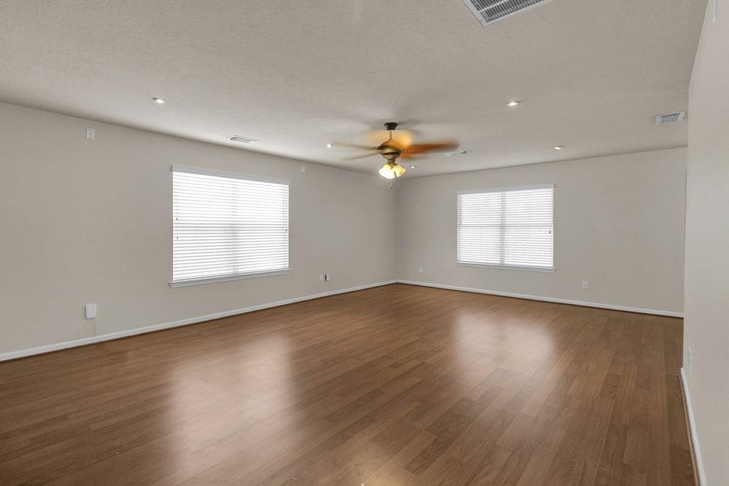 20039 Oland Way - Photo 3