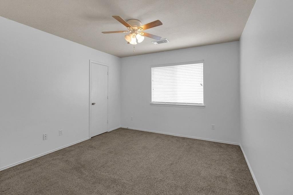 20039 Oland Way - Photo 19