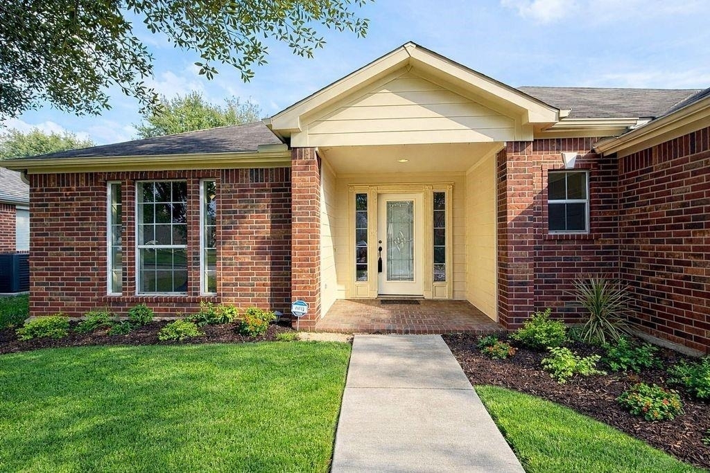 3230 N Mason Road - Photo 1