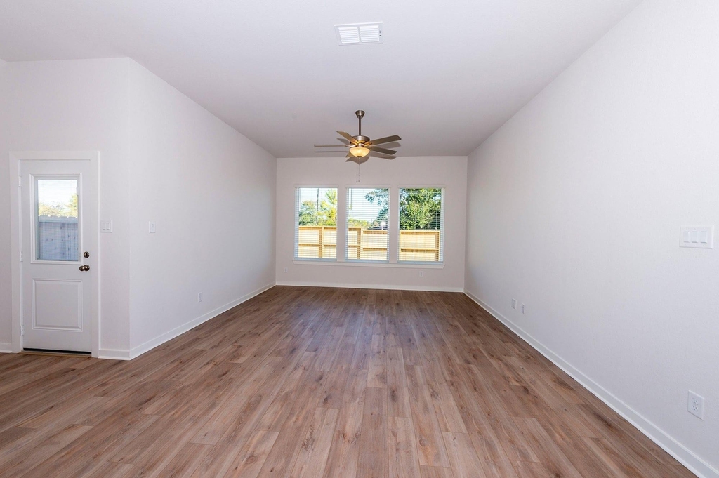 16031 Sage Harvest Street - Photo 3