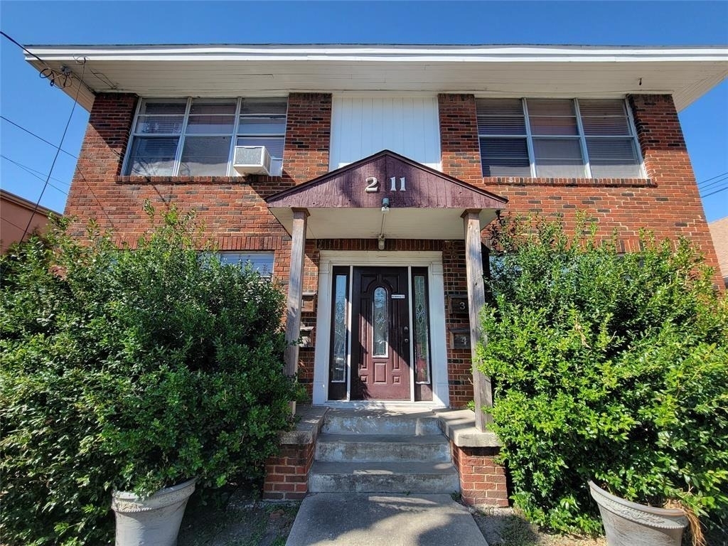 2111 Freeman Street - Photo 1