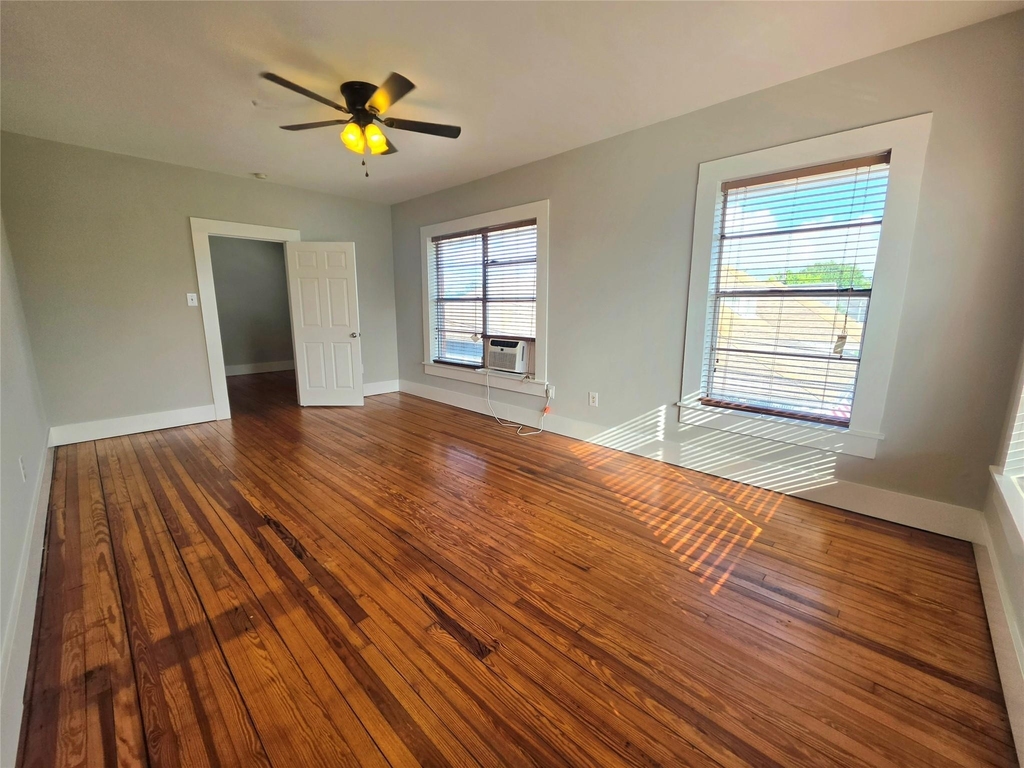 2111 Freeman Street - Photo 8