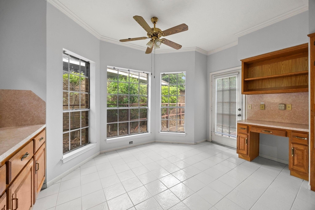 4215 Valley Glade Drive - Photo 12