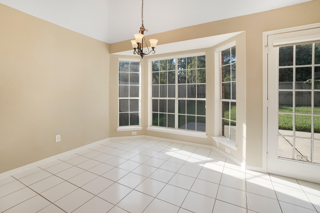1602 Summer Rain Drive - Photo 12