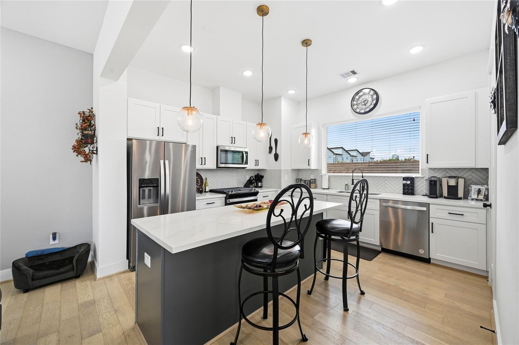 2502 Tuam Street - Photo 10