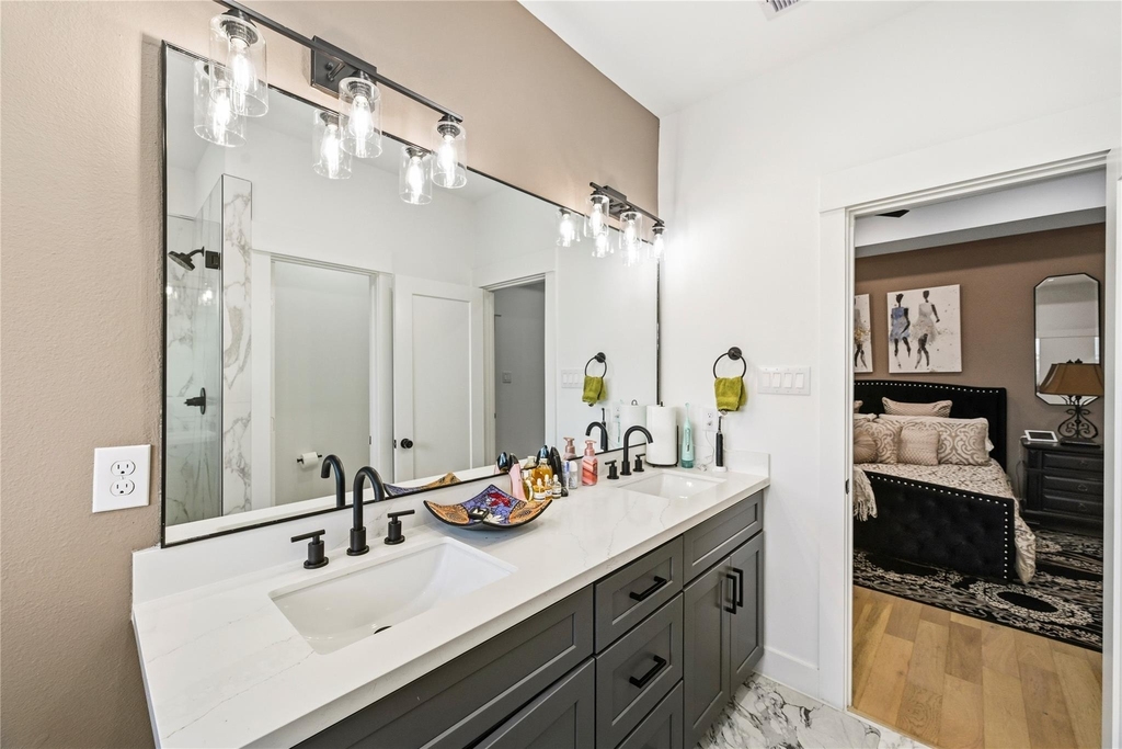 2502 Tuam Street - Photo 23