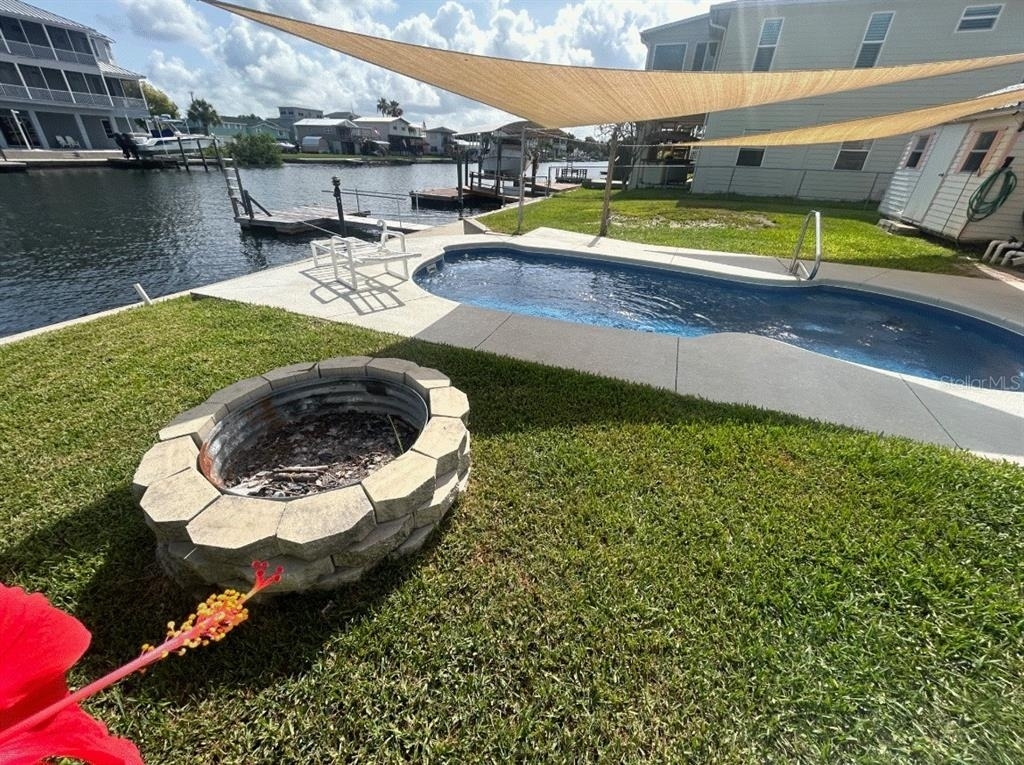 3303 Minnow Creek Drive - Photo 1