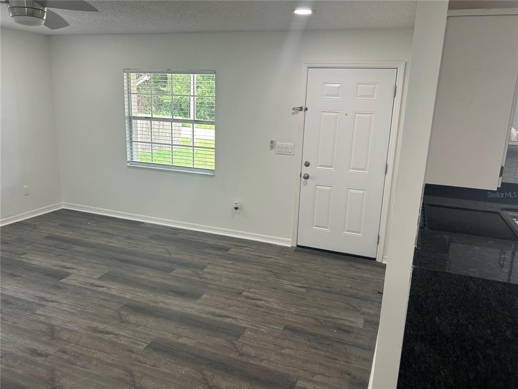 54 Ivy Lane - Photo 4