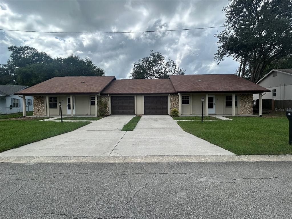 54 Ivy Lane - Photo 0