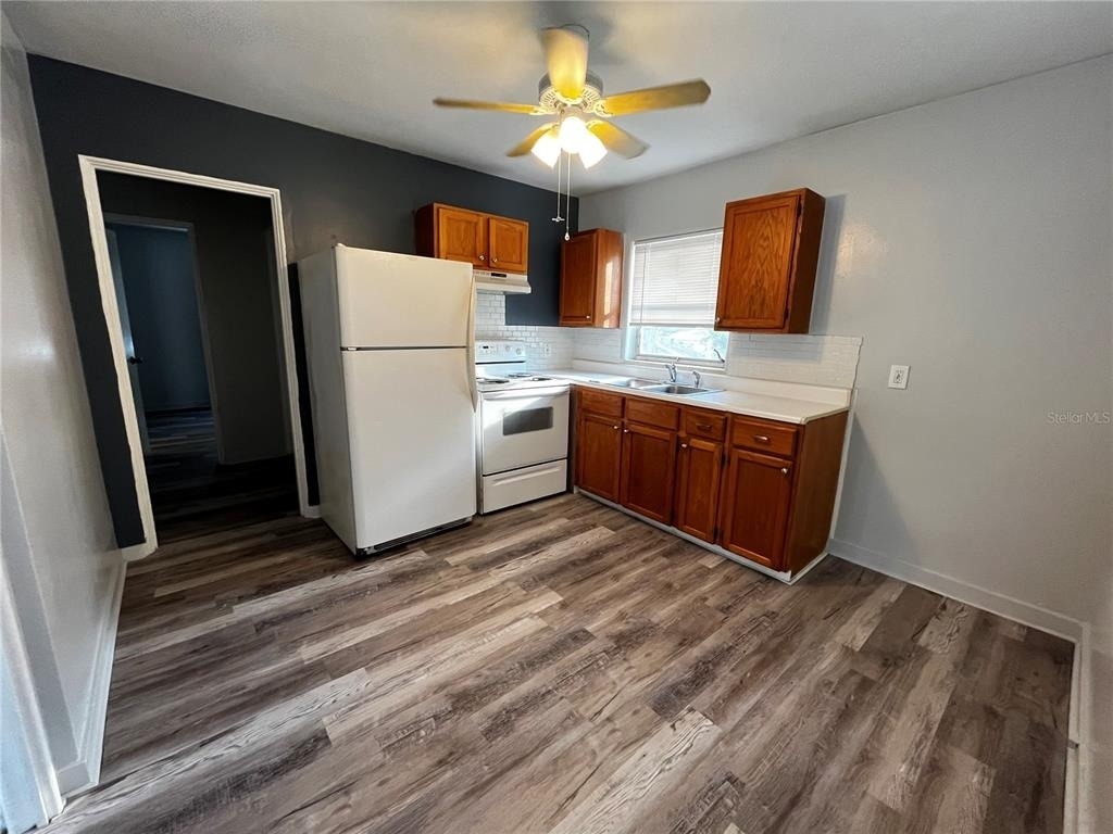 1437 Gulf To Bay Boulevard - Photo 3