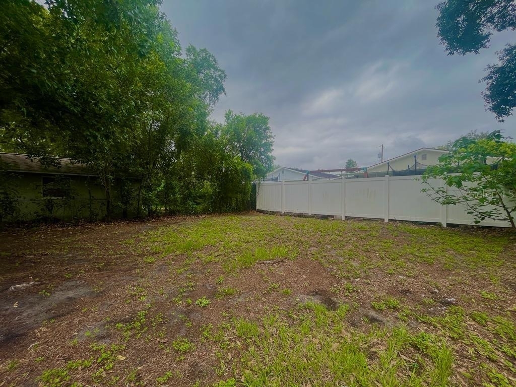 10106 N Arden Avenue - Photo 7
