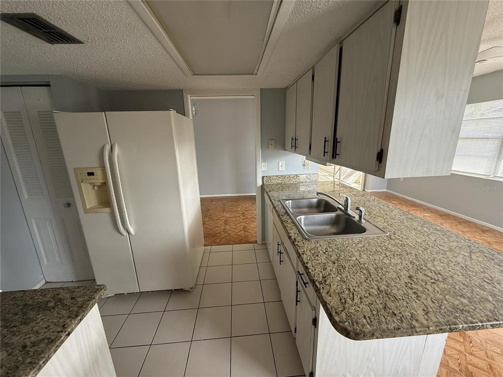 5048 Lillilea Lane - Photo 3