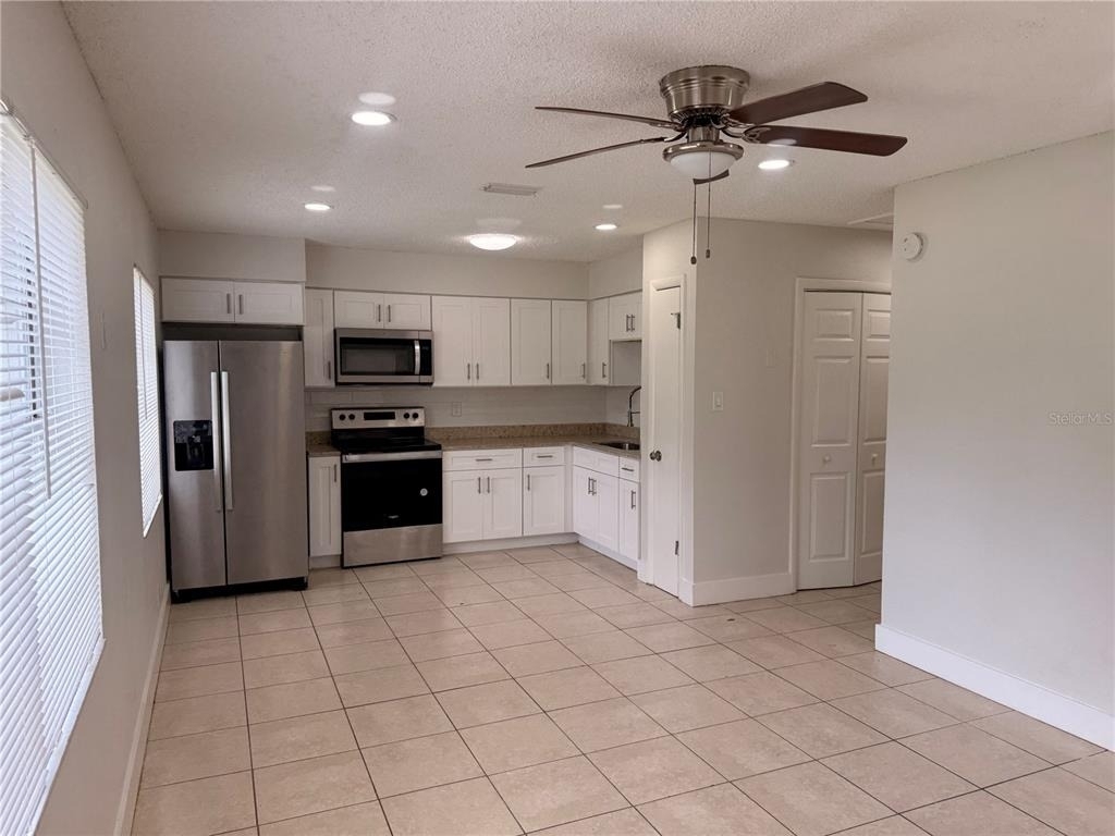 10123 N 11th Street - Photo 5