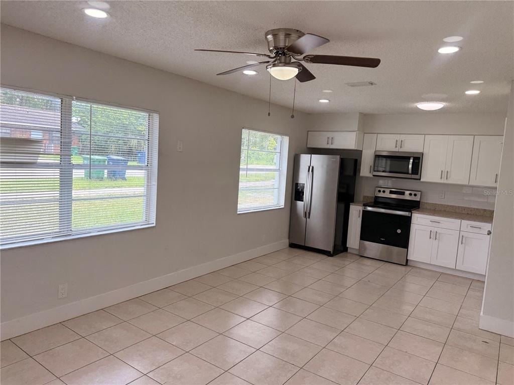 10123 N 11th Street - Photo 4
