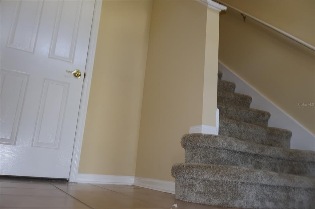 3019 Pointeview Drive - Photo 4