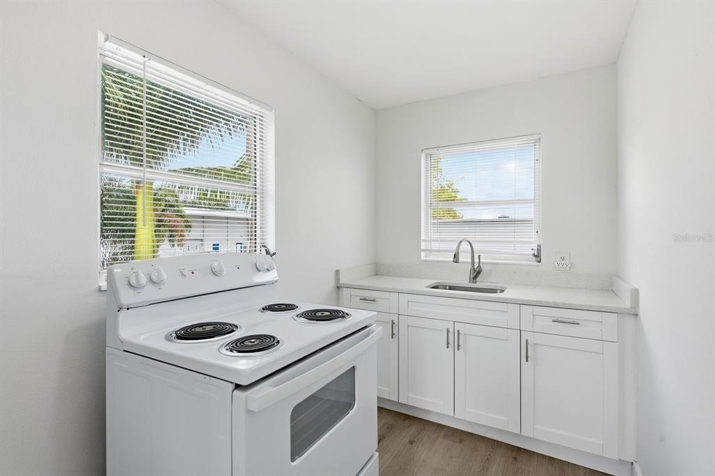 2837 18th Avenue N - Photo 8