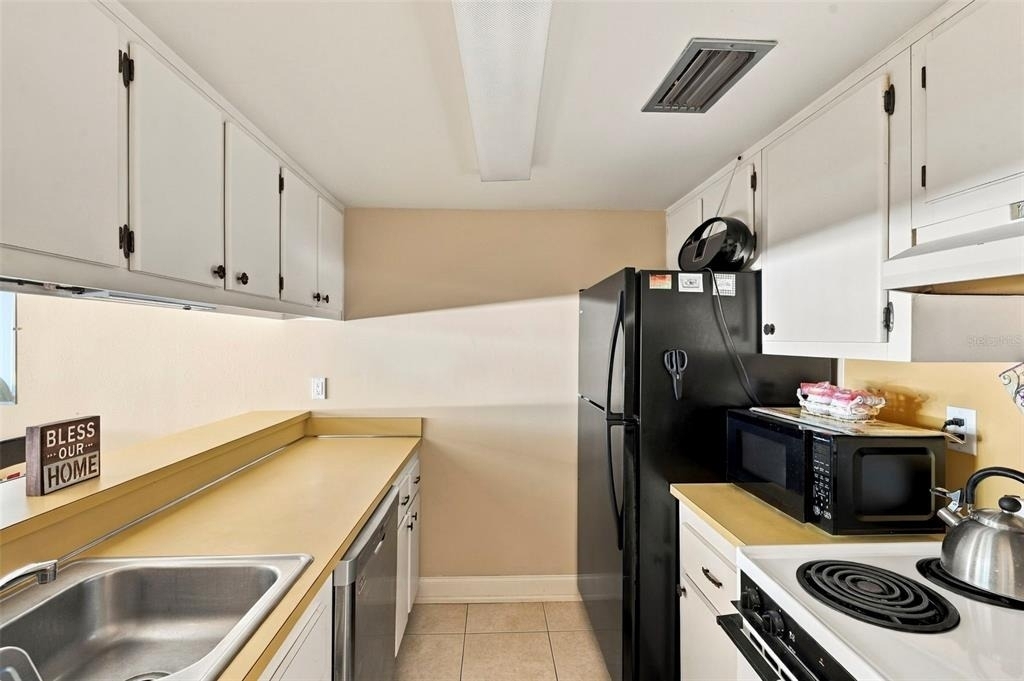 2525 W Bay Drive - Photo 8