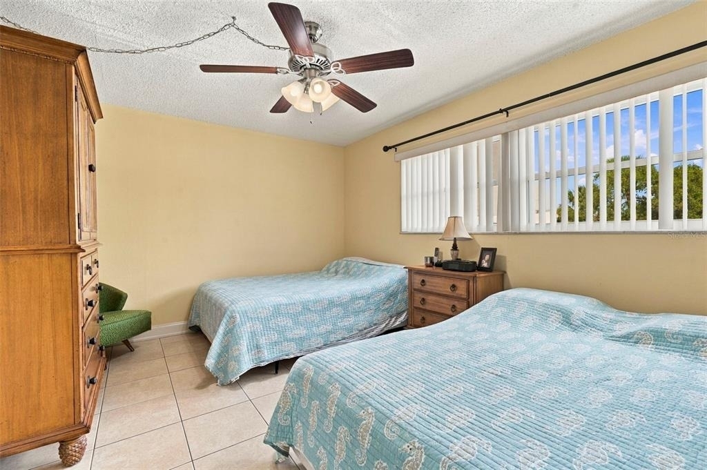 2525 W Bay Drive - Photo 20