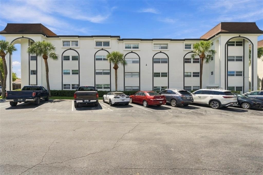 2525 W Bay Drive - Photo 0