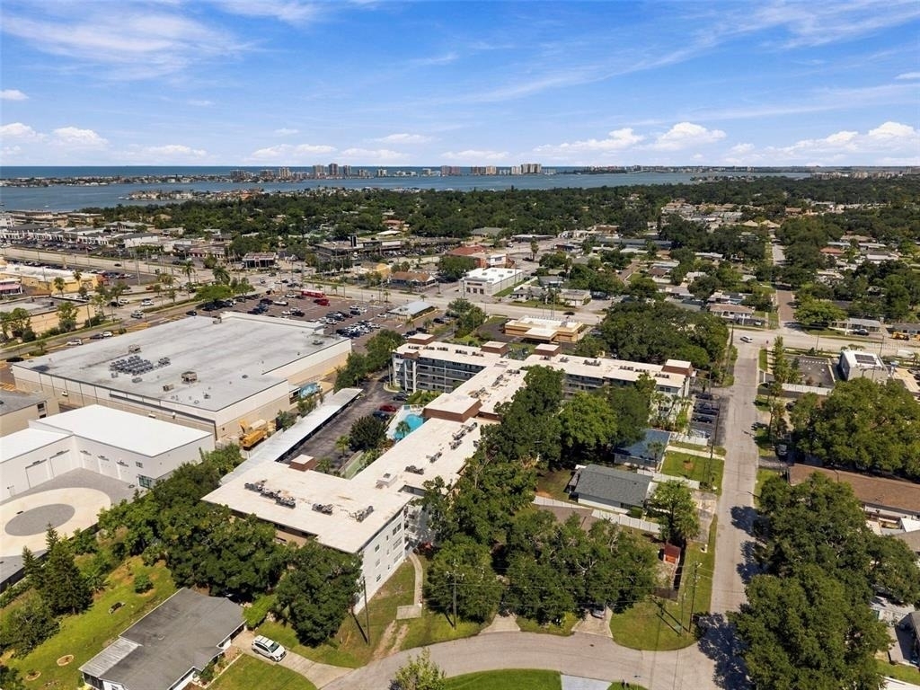 2525 W Bay Drive - Photo 38