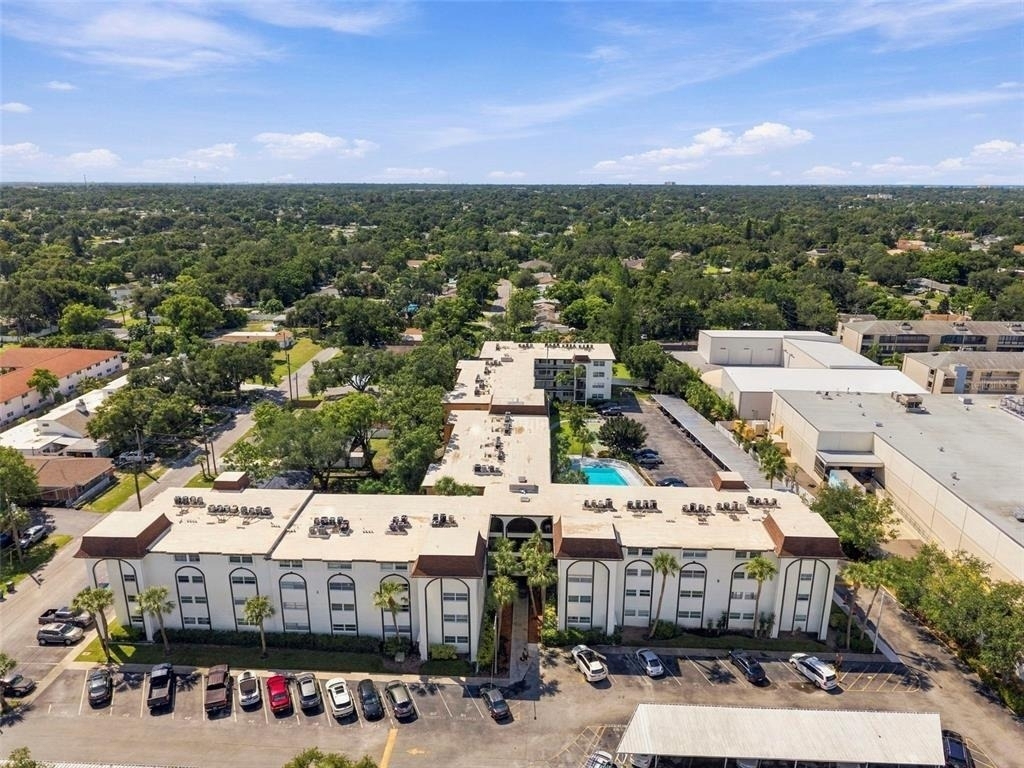 2525 W Bay Drive - Photo 35