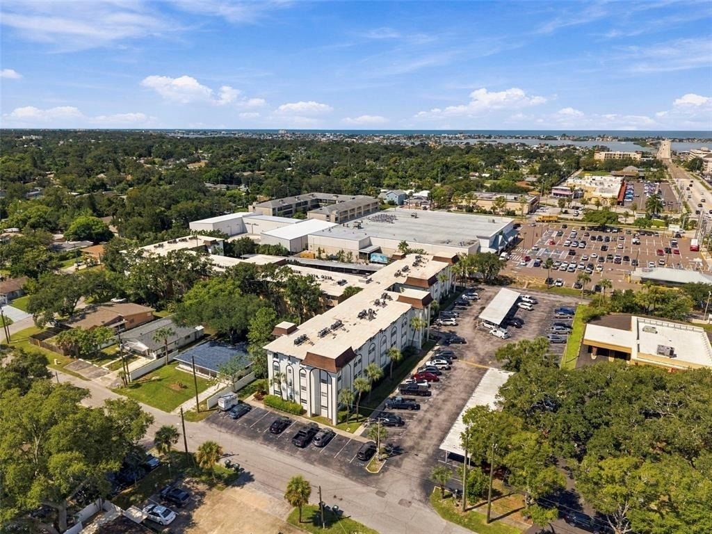 2525 W Bay Drive - Photo 36