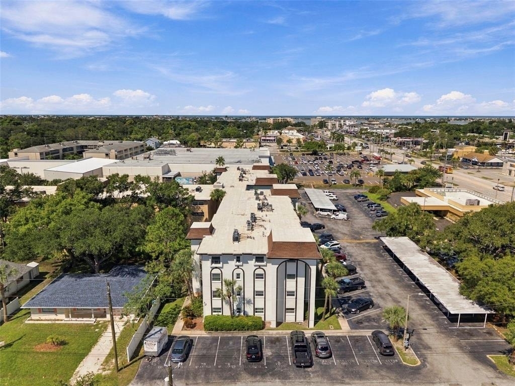 2525 W Bay Drive - Photo 32