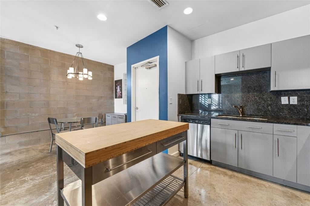 5008 S Macdill Avenue - Photo 12