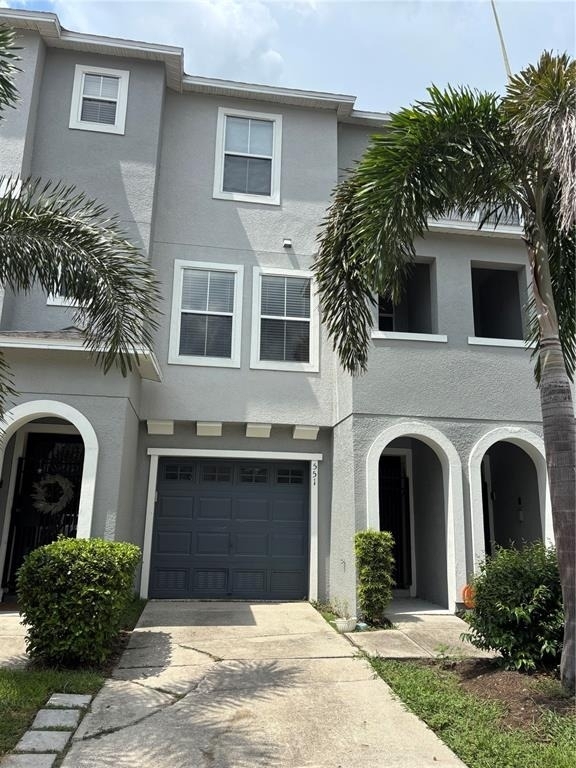 551 Vincinda Crest Way - Photo 0