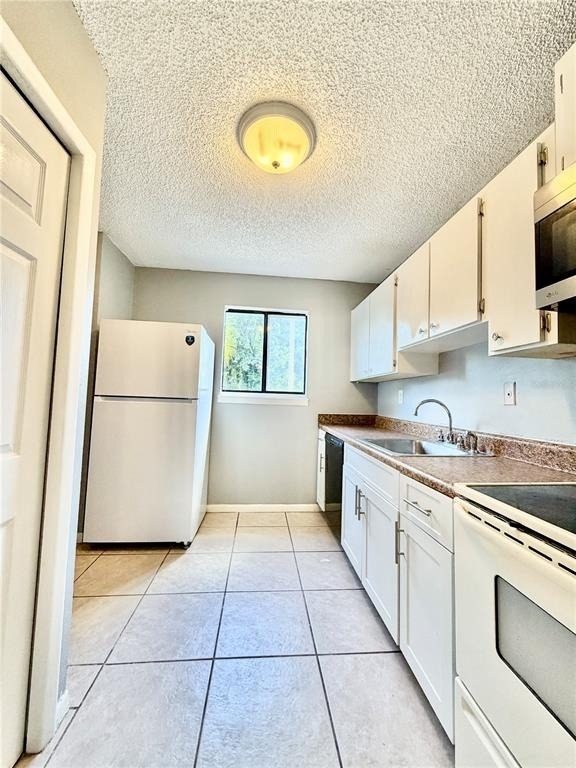 22726 Gage Loop - Photo 1