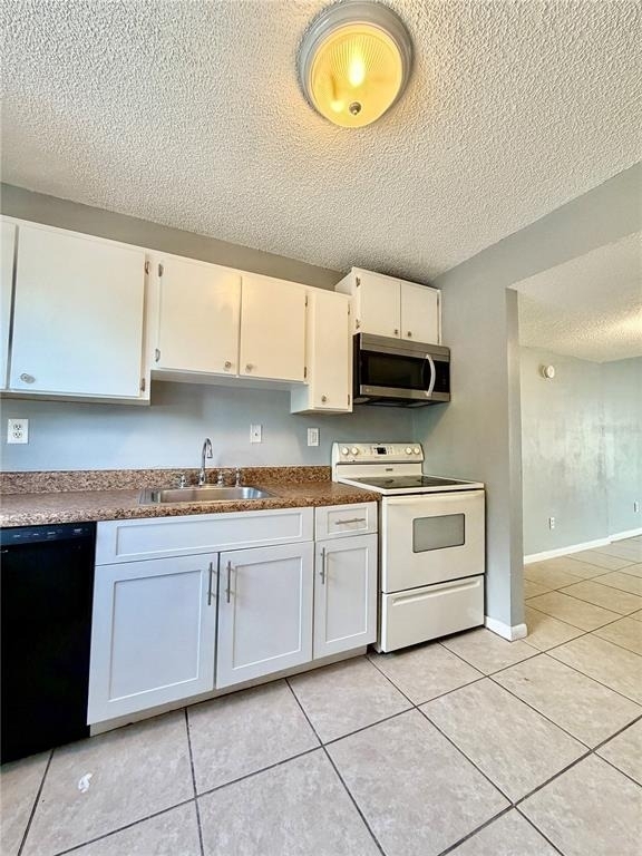 22726 Gage Loop - Photo 0