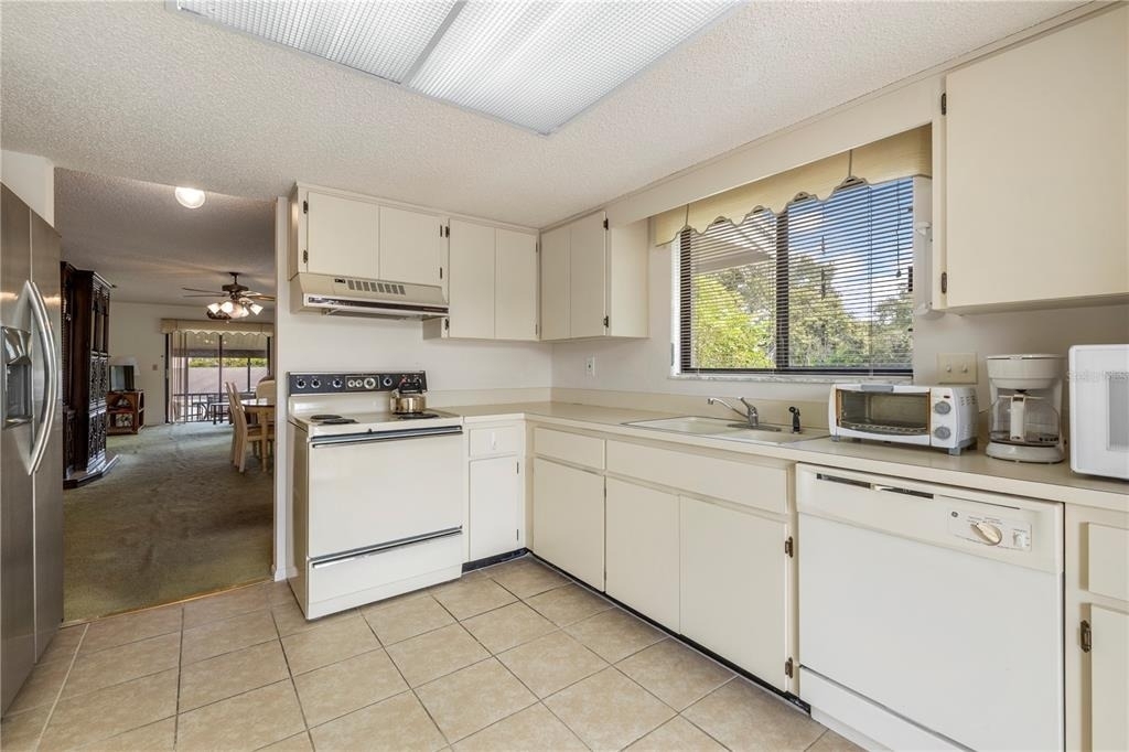 8023 Feather Court - Photo 3