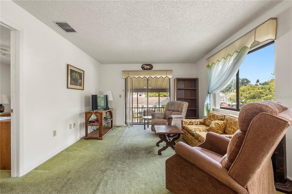 8023 Feather Court - Photo 8