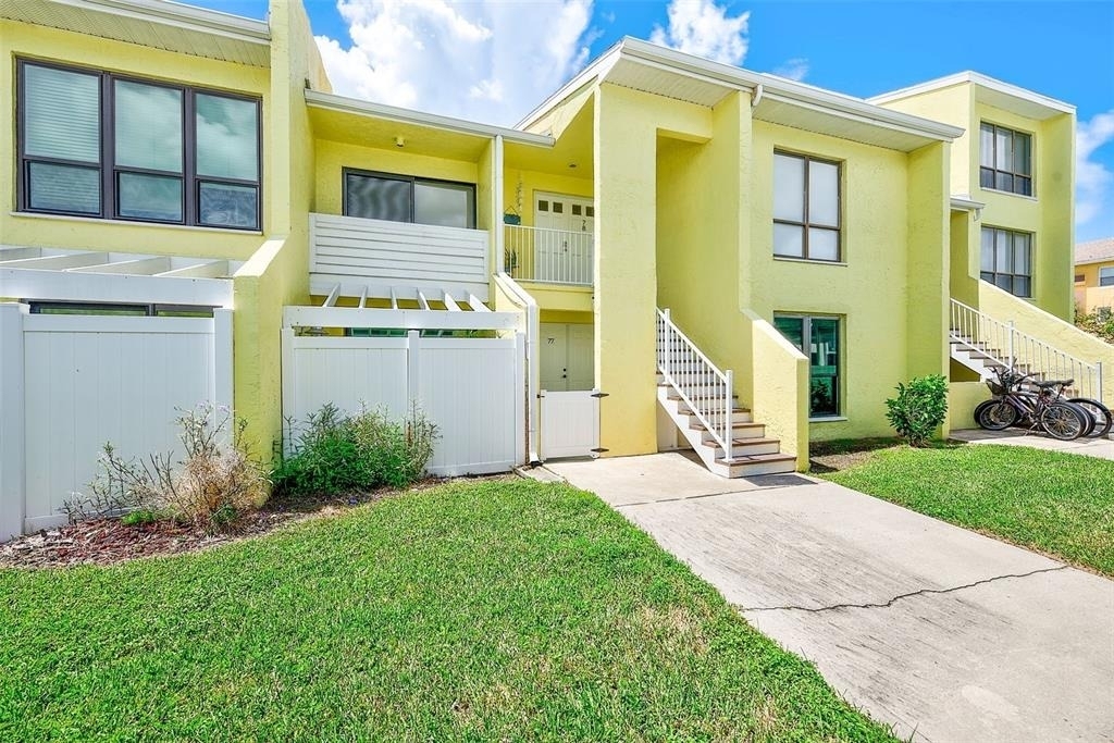 1 Windrush Boulevard - Photo 2
